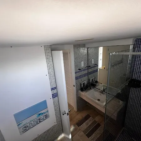Tarik Vista Mar 아파트 *